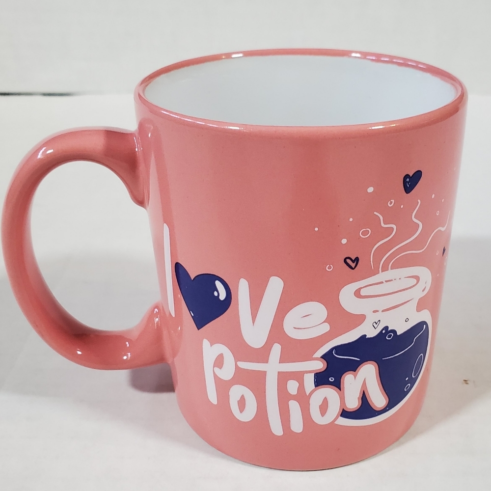 CERAMIC MUG LOVE POTION DESIGN PINK & PURPLE FRANKFORD CANDY